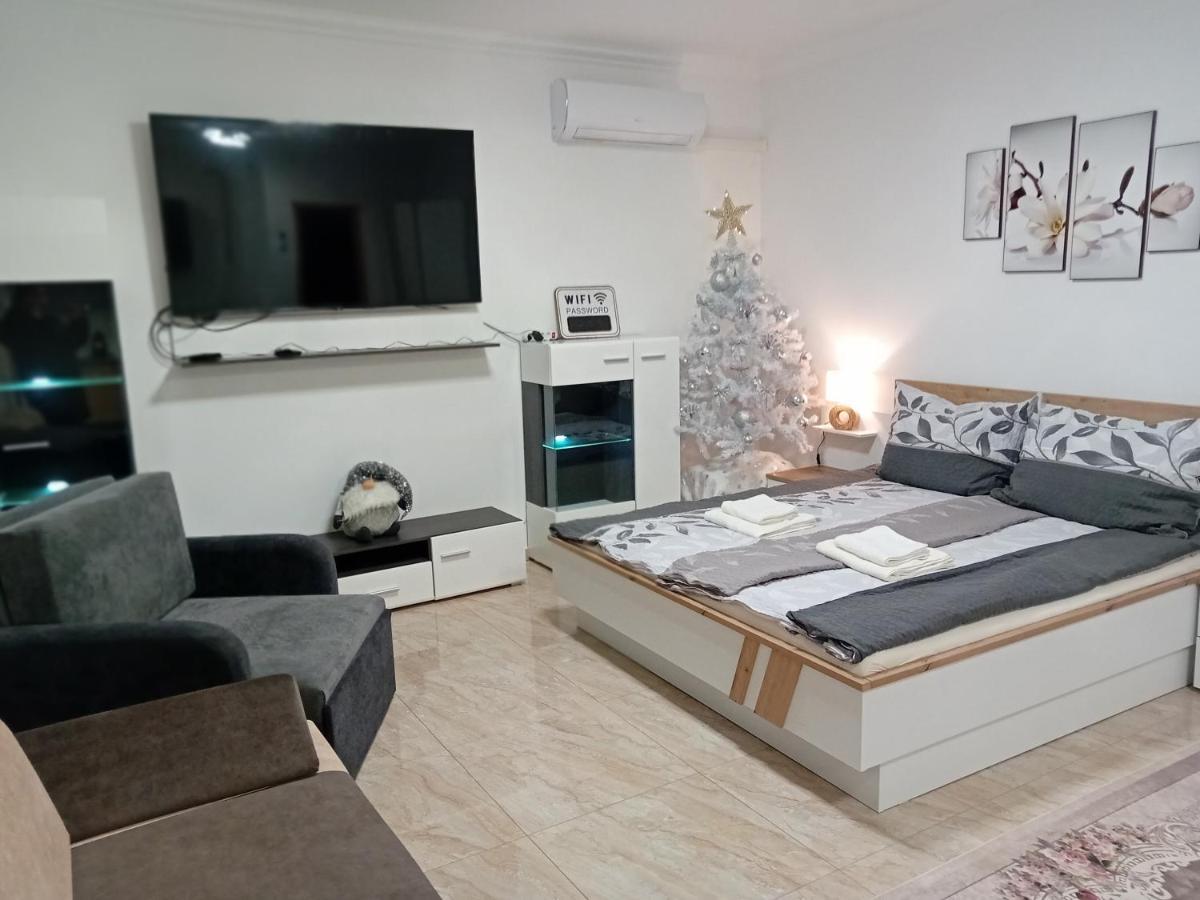 Hangjegy Apartman Дебрецен Екстериор снимка